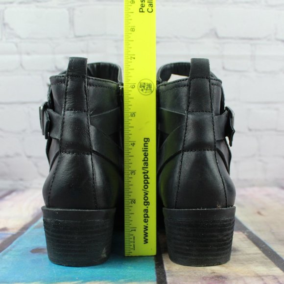 VINCE CAMUTO Side Zip Buckle Heeled Boots Size 7 - Picture 6 of 9
